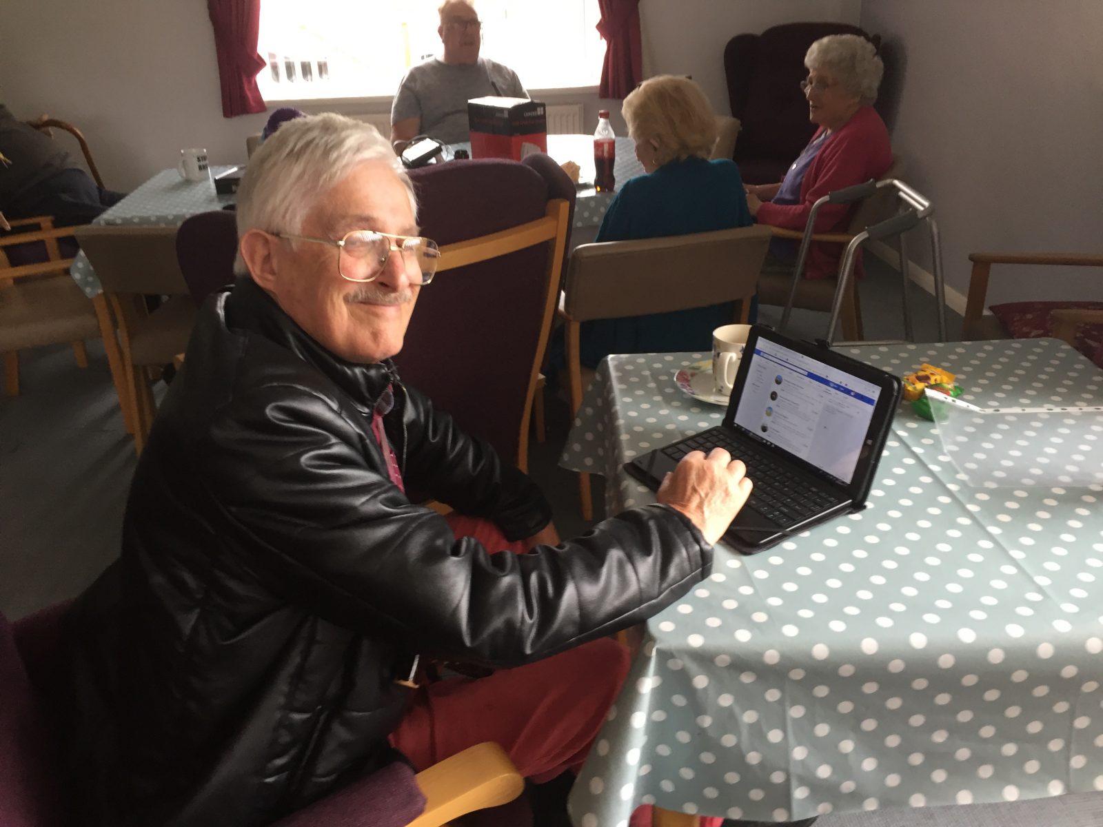 Bob shares his love of nature online